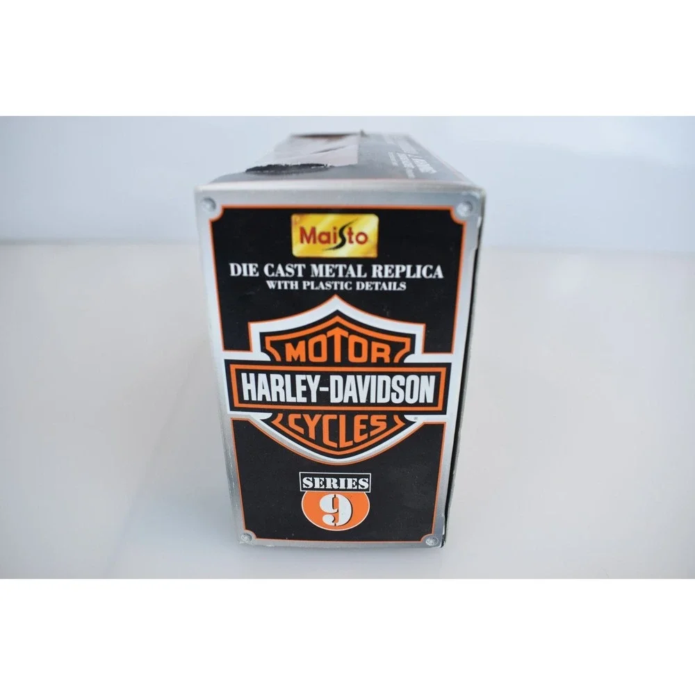 Harley Davidson Maisto 1936 EL Knucklehead Diecast 1:18 Scale in box